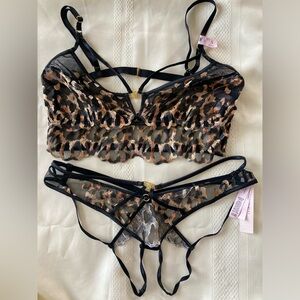 Victorias Secret VERY SEXY Sz S Bralette Bra Top Strappy Leopard Print Panty Set